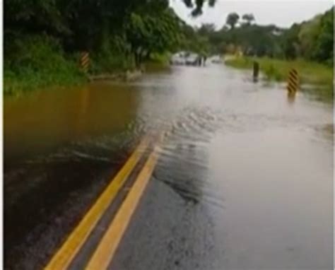 Trechos De Rodovias Federais E Estaduais S O Interditados Na Bahia