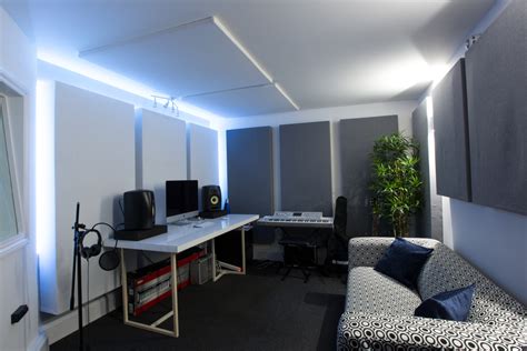 2 Elegant Production Studios West London £1125pcm Allstudios