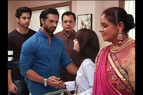 Saath Nibhana Saathiya 12th March 2016 FULL EPISODE Gopi Saves Kokila