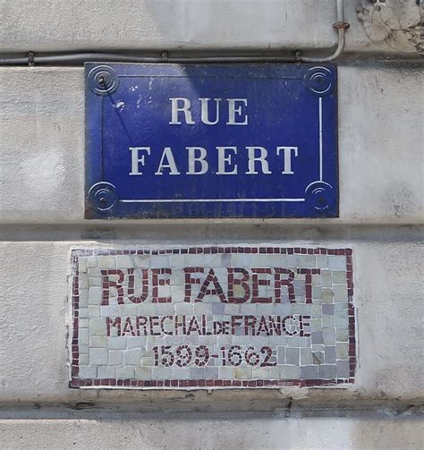 ملف Plaques rue Fabert Paris 7e 2 المعرفة