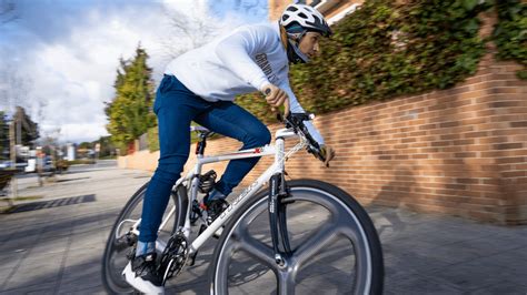 10 BENEFICIOS DE IR EN BICICLETA PARA LA SALUD Eltin