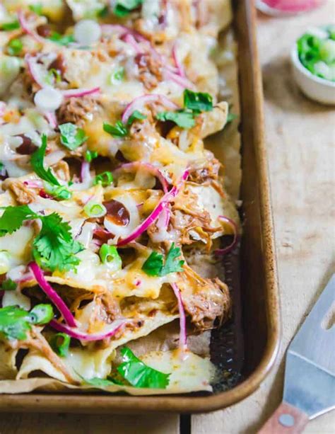 Bbq Pulled Pork Nachos Easy Loaded Pulled Pork Nacho Recipe