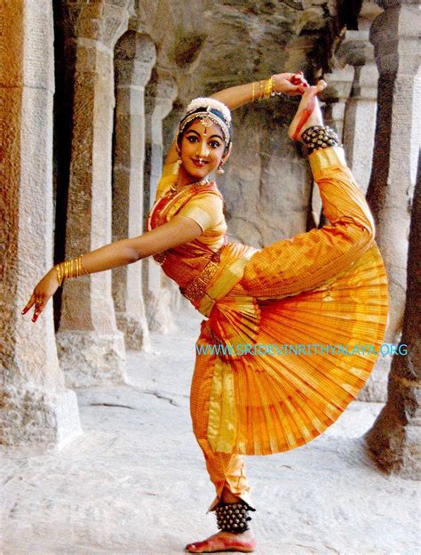 Bharatanatyam Wallpapers - Top Free Bharatanatyam Backgrounds ...