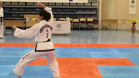 Dan Gun pattern by DPRK Taekwon do ITF demo team Дан Гун туль YouTube