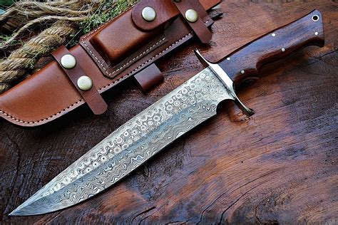 Amazon BIGCAT ROAR Handmade Damascus Hunting Knife Bushcraft