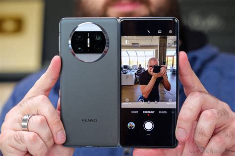 Huawei Mate X3 pictures, official photos