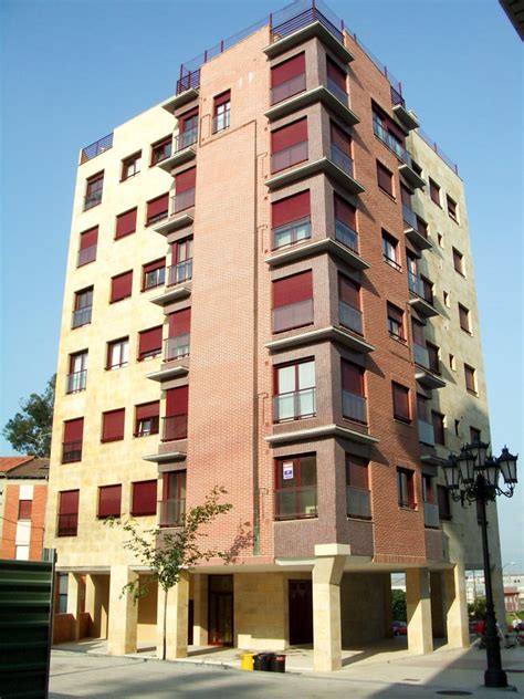 Edificio De Viviendas En Oviedo Asturias Dolmen Arquitectos