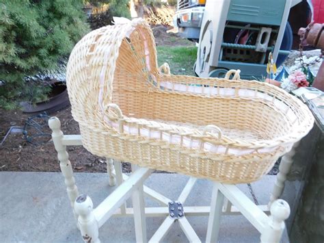 Vintage Doll Wicker Baby Basket Vintage Wicker Doll Bed Etsy In 2020