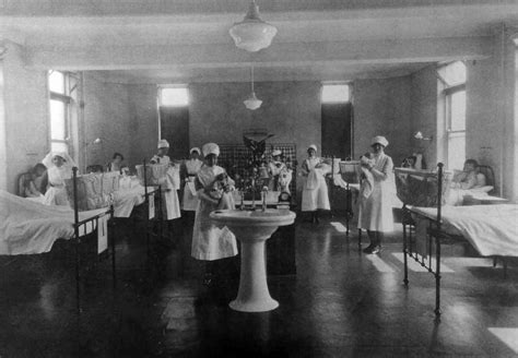 Collect Pic Of The Edith Temple Ward At Liverpool Maternity Hospital In