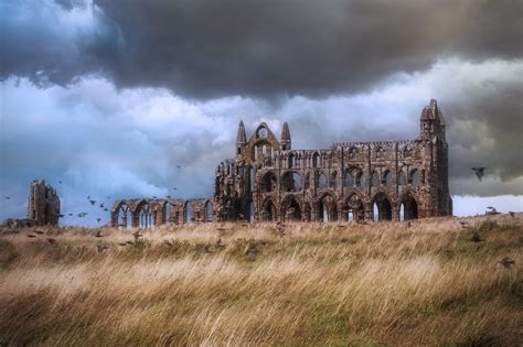 14 Best English Heritage Sites For Your Bucket List