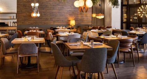 15 Best Brunch Spots in Chicago to Try This Weekend