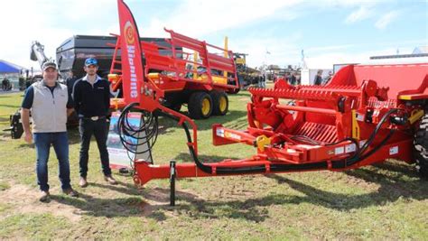 Stack of new features from hay baler - Australian Country Life