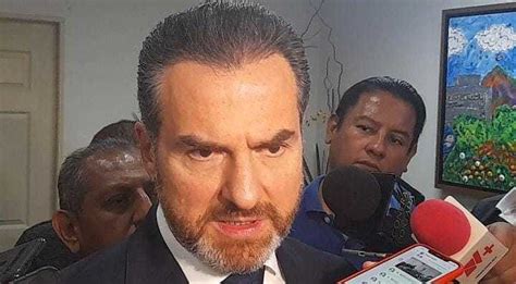 Llama Adrián a Samuel para trabajar juntos por Nuevo León