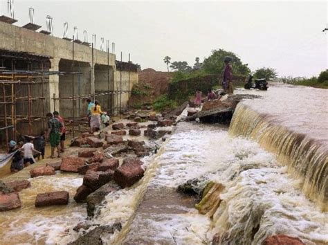 Death Toll Rises To 14 In Tamil Nadu As Rains Flood Several Suburbs