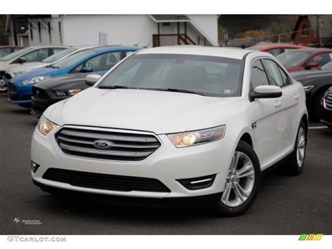 2015 White Platinum Metallic Ford Taurus SEL AWD 108205123 Photo 1