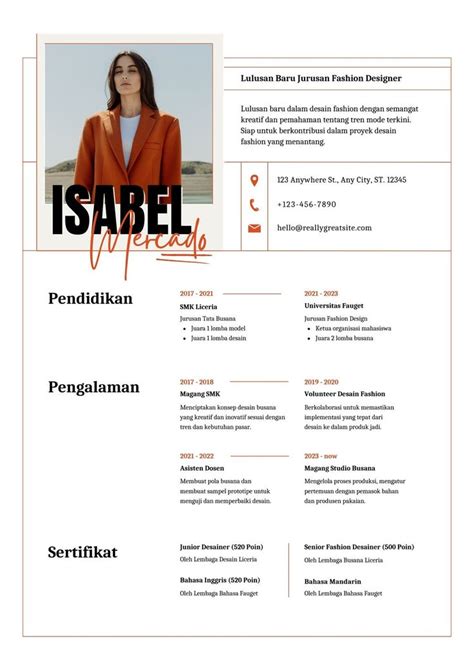 Oranye Minimalis Curriculum Vitae Lulusan Baru Resume Templates By