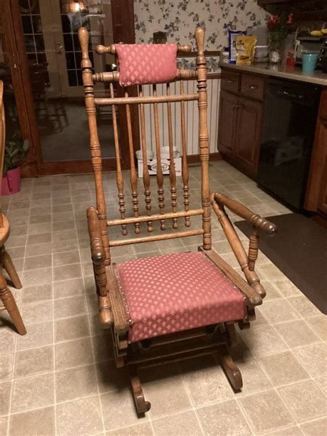 Antique Rocking Chairs Identification And Value Guide For Collectors