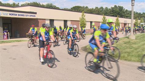 Michigan Cyclists Ride To Honor Fallen Police Officers