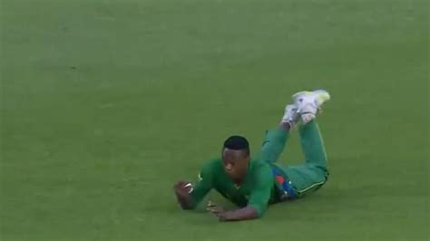 Ind Vs Sa T20i Wc Kagiso Rabada Takes Stunning Catch To Dismiss Hardik Pandya News18