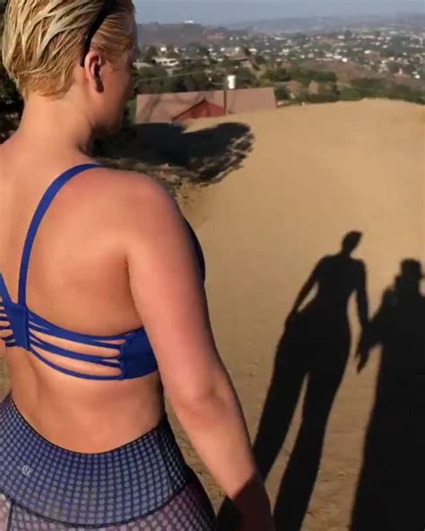 Best Porn Gifs With Hot Babes In High Quality Fapality