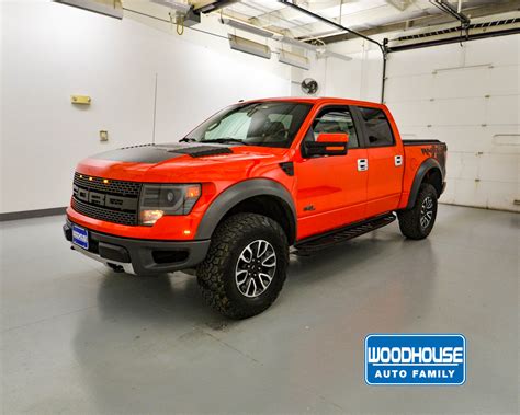 Red Ford F150 Raptor - Super Car wallpaper