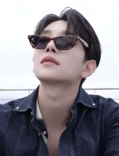 Joshua Seventeen Joshua Hong Square Sunglasses Men Gentleman Wen