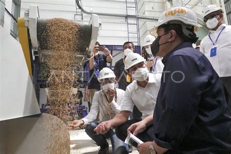 Sentra Pengolahan Beras Terpadu Di Kebumen Antara Foto