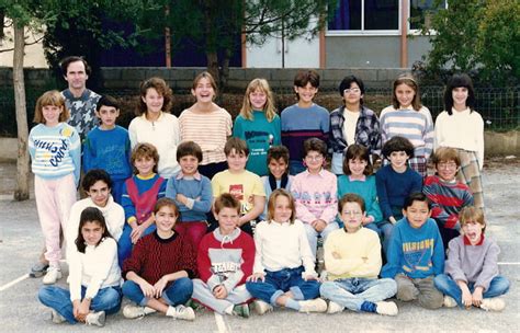 Photo De Classe Cm De Ecole Emile Barres Copains D Avant