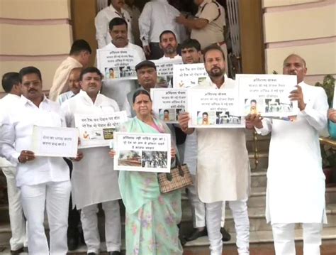 Agnipath Demonstration Of Opposition Parties In Bihar Assembly