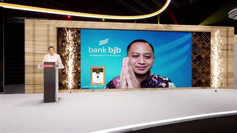 Dirut Bank BJB Yuddy Renaldi Raih Penghargaan Indonesia Financial Top