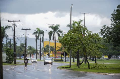 Fim de semana deve permanecer instável pancadas de chuva pela