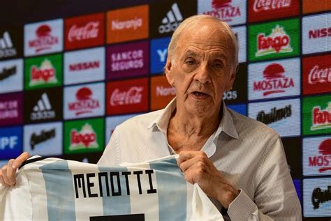 Morre César Menotti técnico da Argentina campeã mundial em 1978 Nova