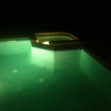 Naked Jacuzzi Tub 2 Tips