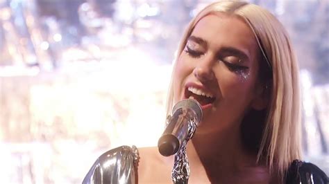 Dua Lipa - Don't Start Now (Live / The Graham Norton Show) - YouTube