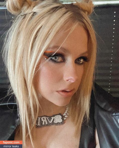 Avril Lavigne Aka AvrilLavigne Nude Leaks Photo 452 Faponic