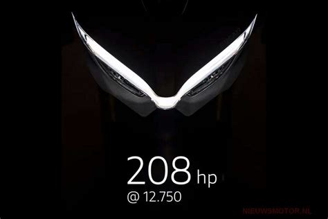 Ducati Streetfighter V Naked Bike Met Pk Nieuwsmotor Nl