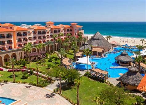 The 10 Best Cabo San Lucas Resorts for a Family Getaway - PureWow