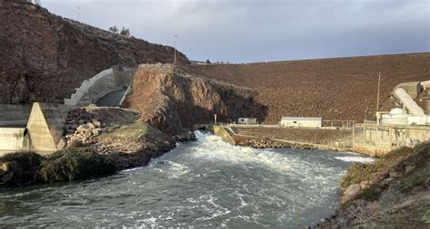 KLAMATH DAMS REMOVAL: Reservoir Drawdown Initiated at Iron Gate Dam ...