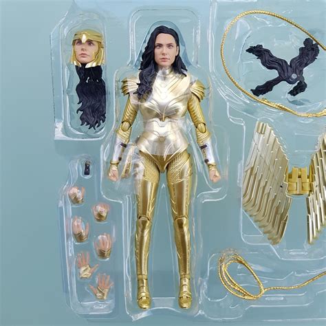 Bandai Sh Figuarts Wonder Woman Golden Armour Wonder Woman