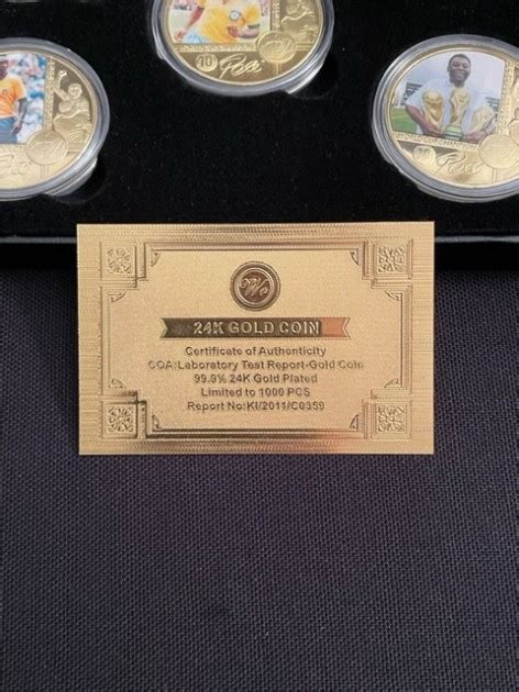 Pele Limited Edition Medals Box - CharityStars