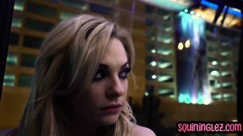 Lez Tattooed Babe In Heels Fingered And Licked On The Chair