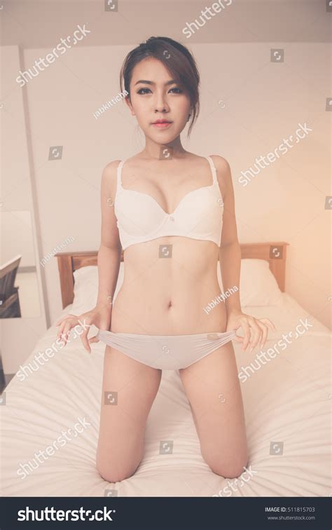 Sexy Model Posing Lingerie Stock Photo 511815703 Shutterstock