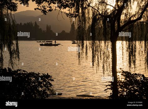 Xihu, Hangzhou, Zhejiang, China Stock Photo - Alamy