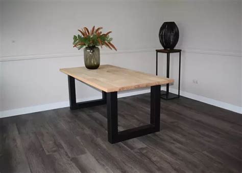 Eettafel Van Massief Eikenhout Met U Poot Voordeeltafels Nl