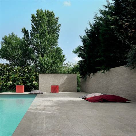 Indoor Tile Ceramiche Caesar Poolside Wall Floor