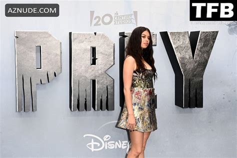 Amber Midthunder Sexy Seen Showing Off Her Hot Legs At The Prey UK Gala