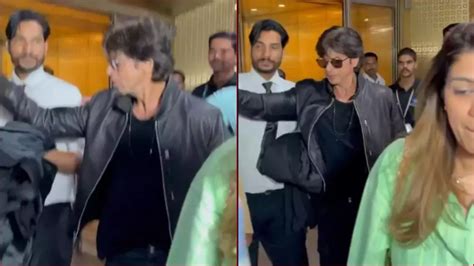 Shah Rukh Khan Gets Angry Pushes Away Fan Trying To Click A Selfie At