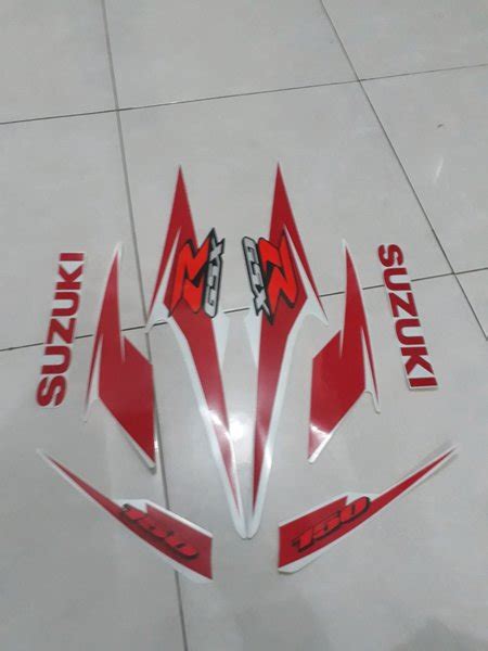 Jual Striping Suzuki Gsx R White Original Di Lapak Striping