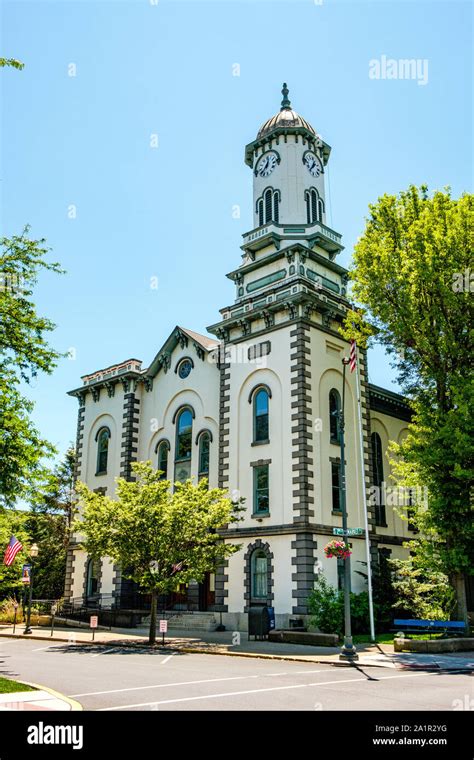 Northumberland County Courthouse, 201 Market Street, Sunbury ...