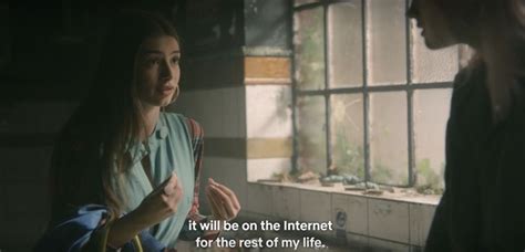 Phản ứng bất ngờ vụ hotgirl học đường lộ clip nóng ở tập Sex Education